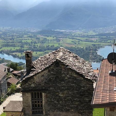 La Poulerie - Suite Dépendance Gera Lario Extérieur photo