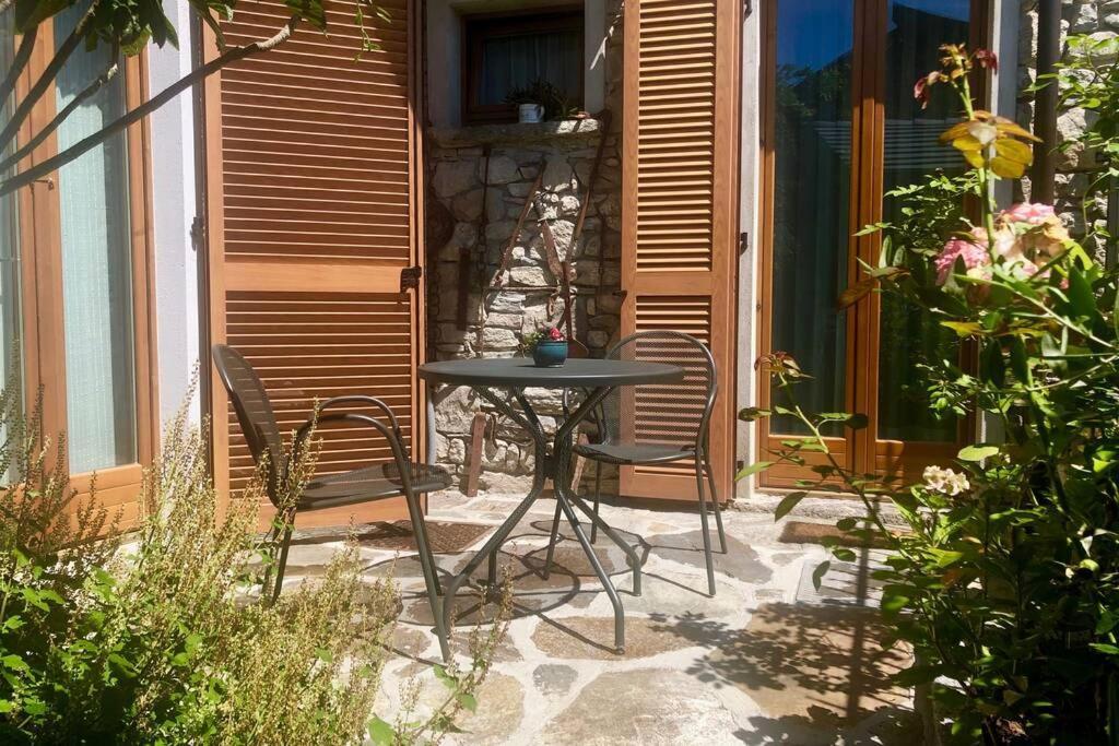 La Poulerie - Suite Dépendance Gera Lario Extérieur photo