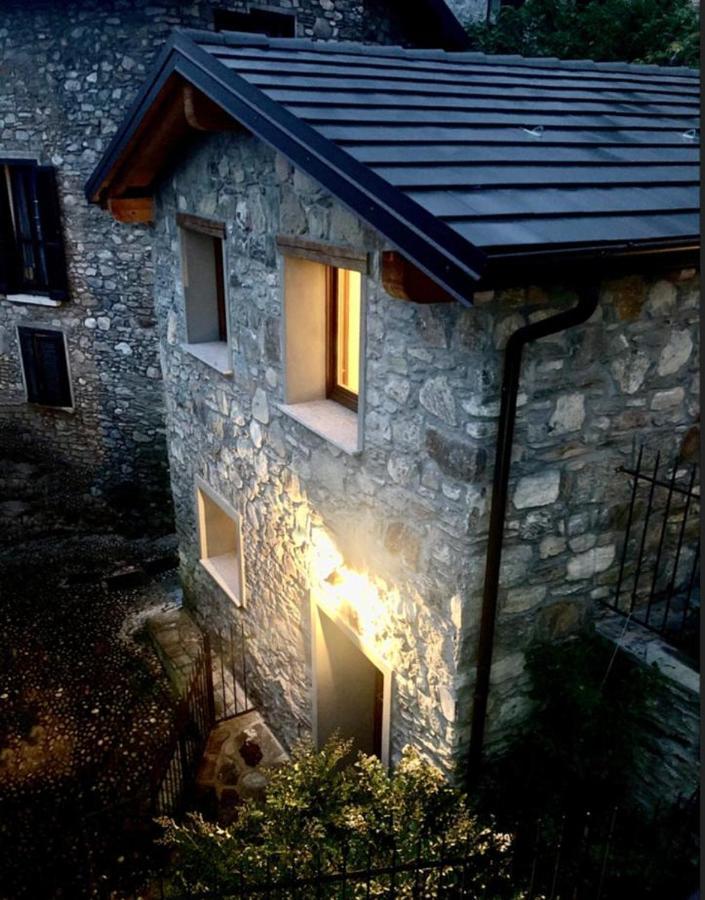 La Poulerie - Suite Dépendance Gera Lario Extérieur photo